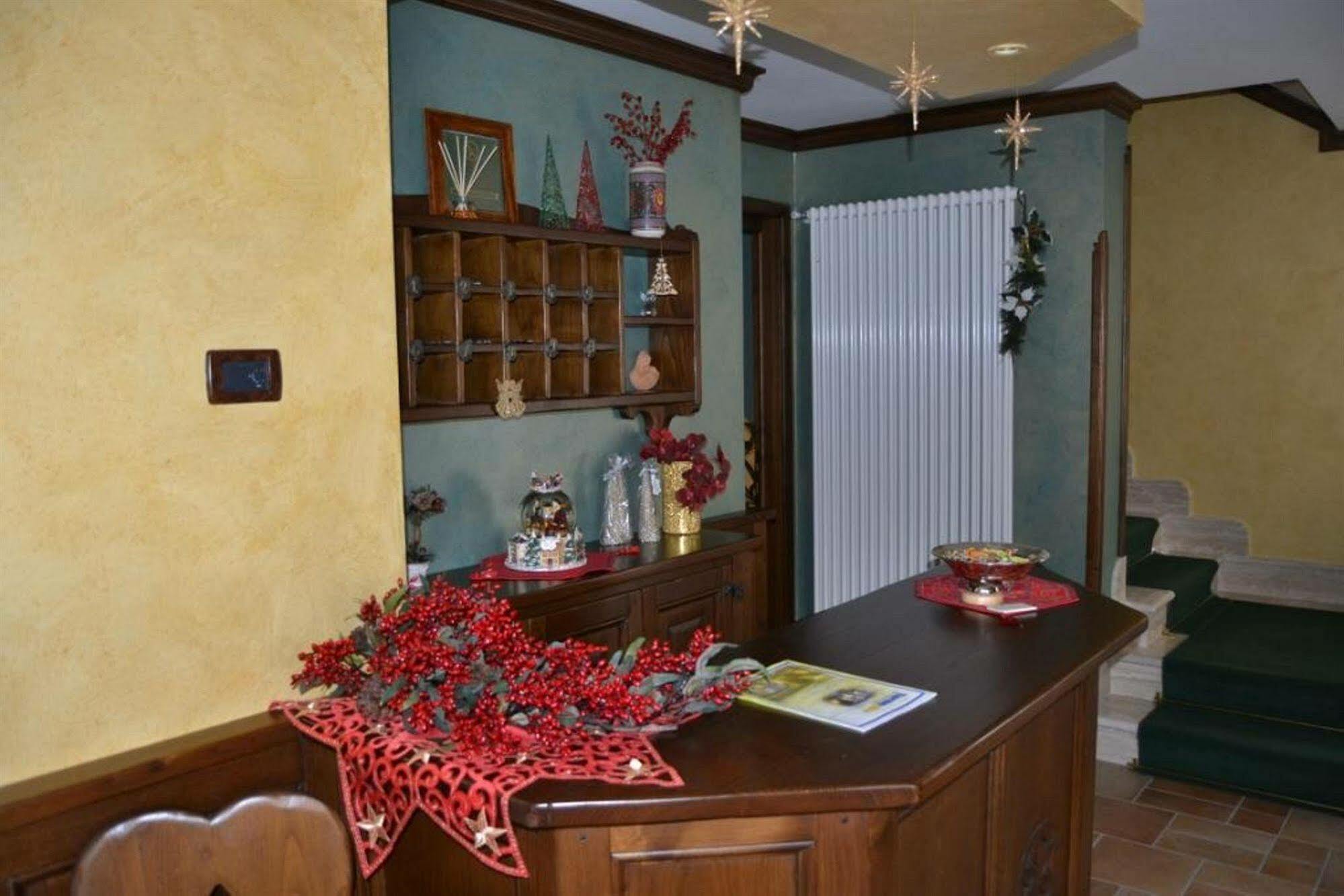 La Piazzetta Rooms & Breakfast ロッカラーゾ エクステリア 写真