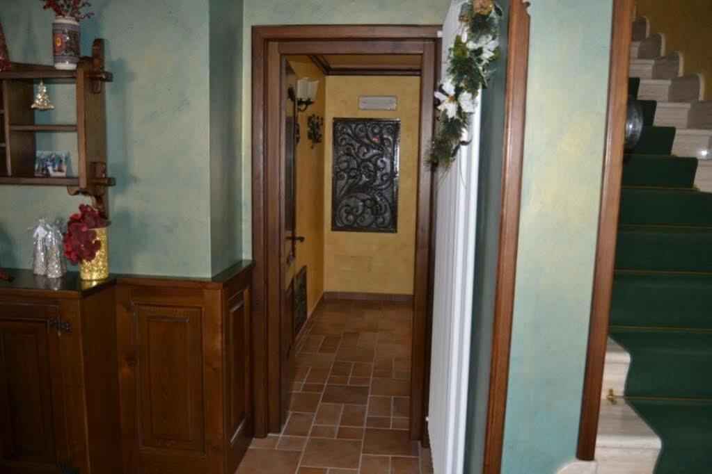 La Piazzetta Rooms & Breakfast ロッカラーゾ エクステリア 写真