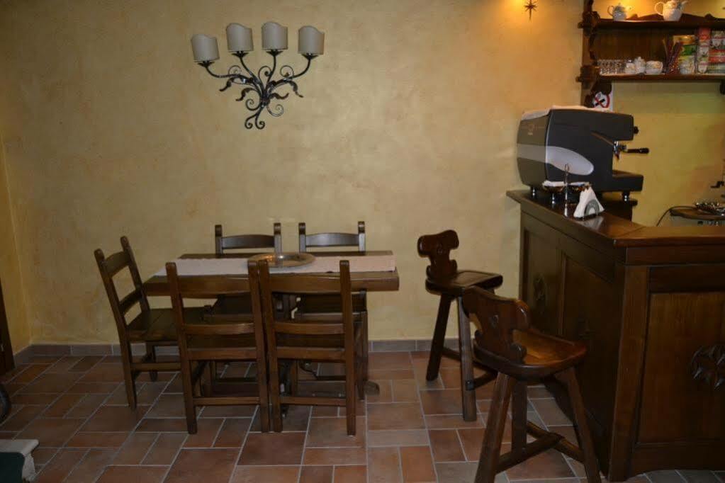 La Piazzetta Rooms & Breakfast ロッカラーゾ エクステリア 写真